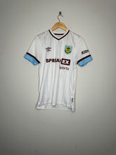 Load image into Gallery viewer, Burnley Away Shirt 2021/2022 Brownhill 8
