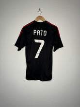 Load image into Gallery viewer, AC Milan Third Shirt 2010/2011 Pato 7
