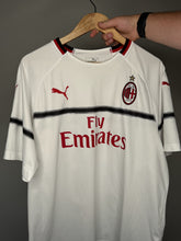 Load image into Gallery viewer, AC Milan Away Shirt 2018/2019 Cutrone 63
