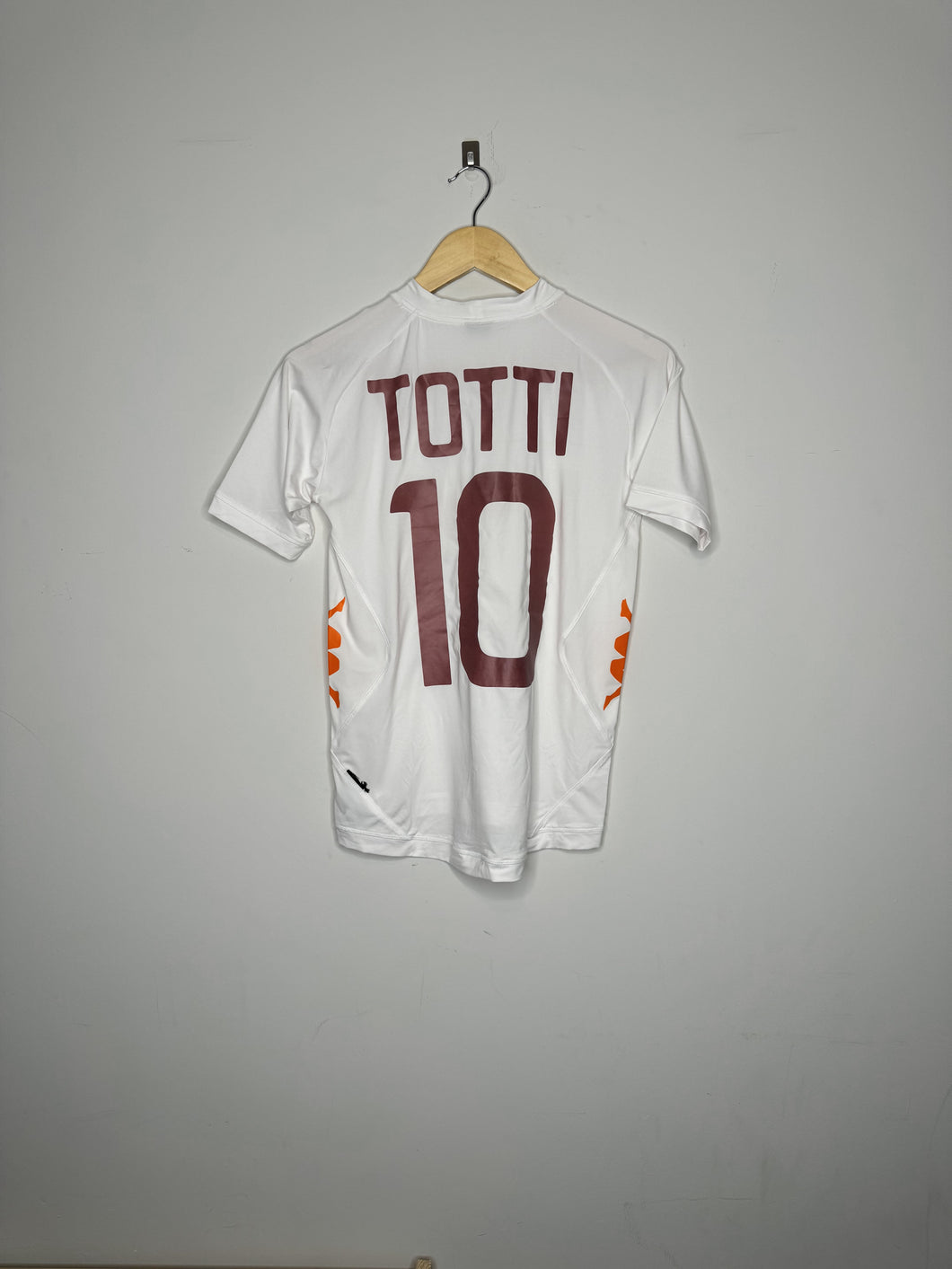 AS Roma Away Shirt 2011/2012 Totti 10