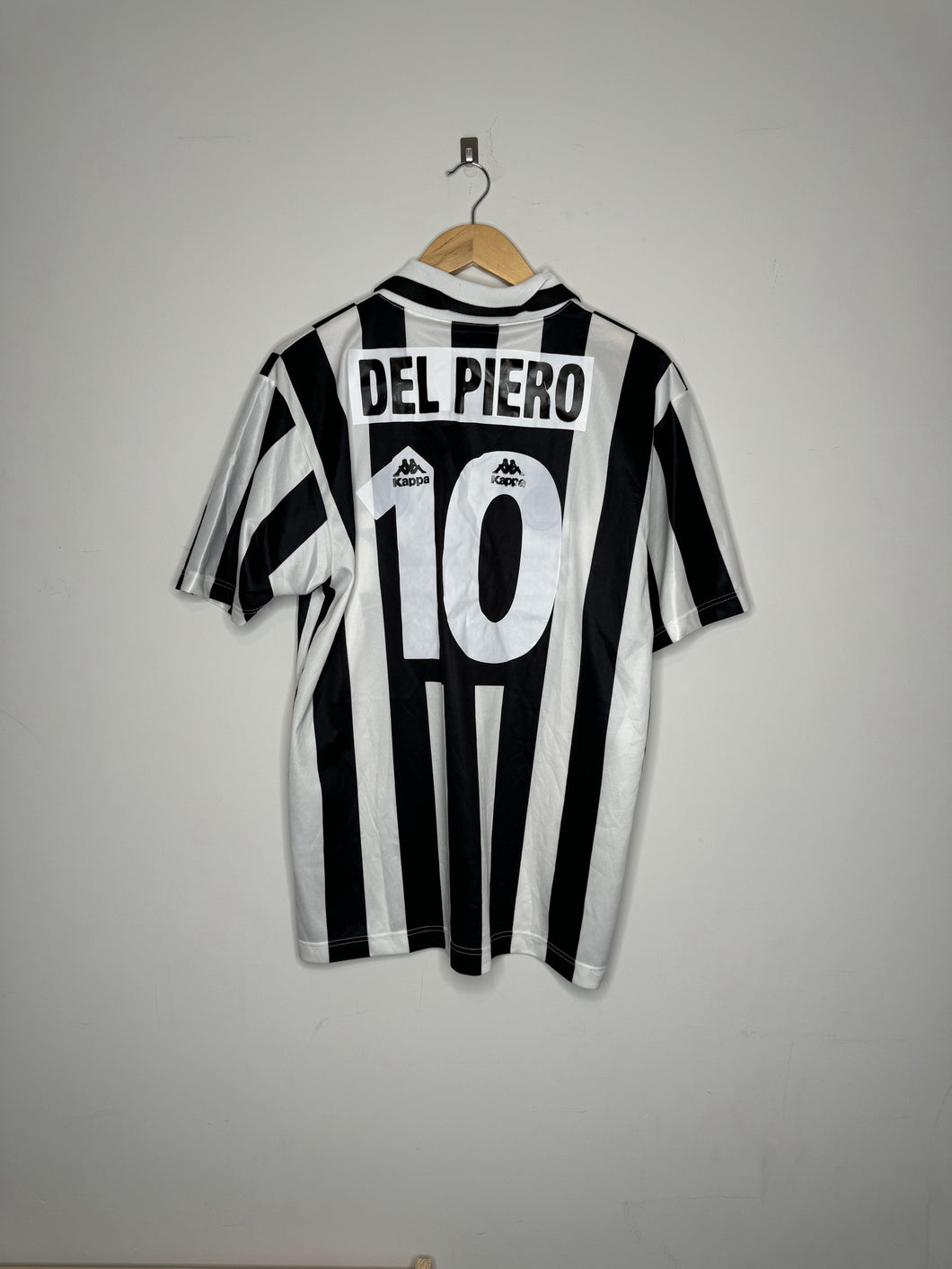 Juventus Home Shirt 1995/1996 Basic Version Del Piero 10